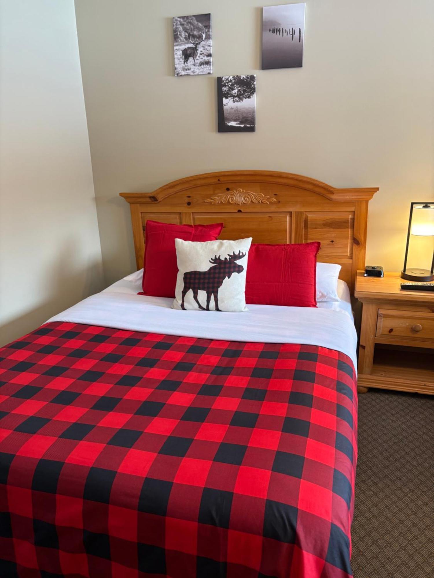 Parkway Motel 와와 외부 사진